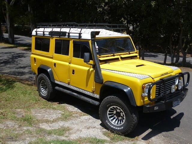 Car Rentals Kenya Land rover 4wd